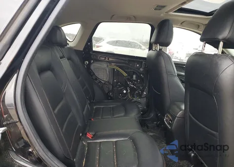 2020 Mazda Cx-5 Grand Touring z USA, uszkodzony, nr VIN JM3KFADM3L1767101